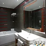 מלון Dovsotel 3*