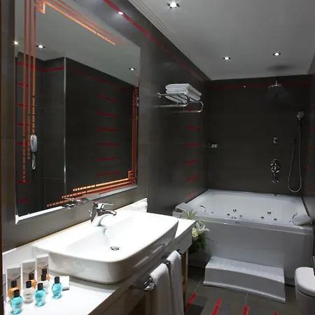 Dovsotel 3* 마니사